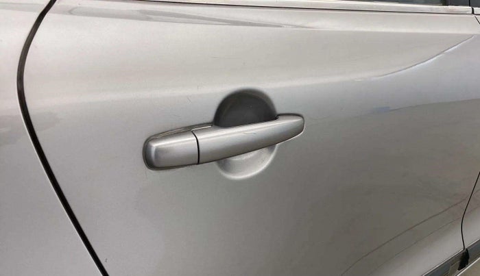 2021 Maruti Baleno SIGMA PETROL 1.2, Petrol, Manual, 32,790 km, Right rear door - Minor scratches