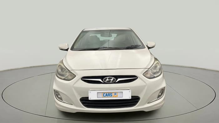 2014 Hyundai Verna FLUIDIC 1.6 VTVT SX, Petrol, Manual, 61,695 km, Front