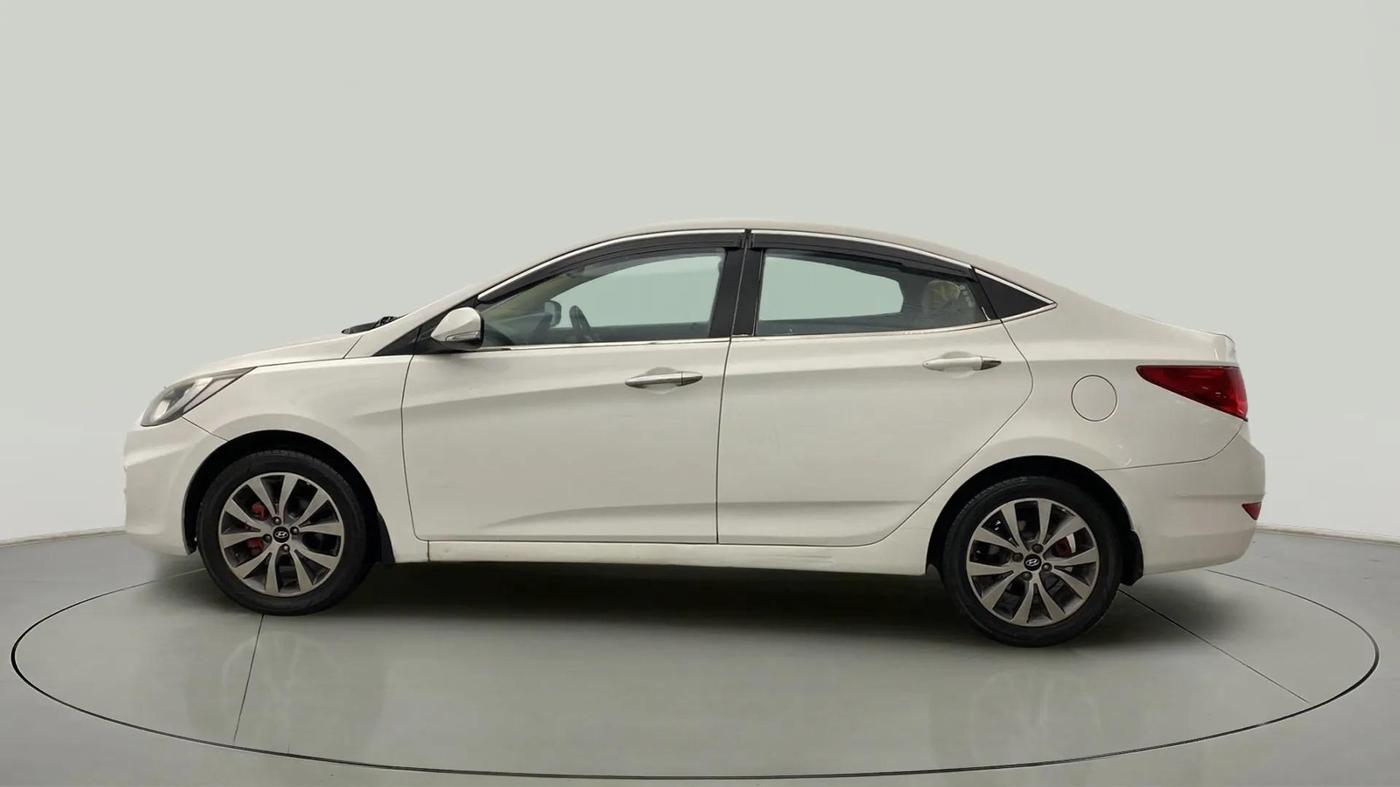 2014 Hyundai Verna FLUIDIC 1.6 VTVT SX, Petrol, Manual, 61,695 km, Left Side
