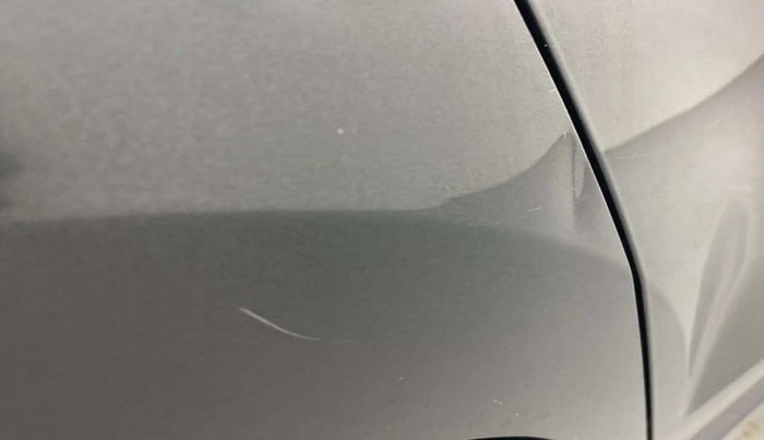 2019 Volkswagen Polo COMFORTLINE 1.0L MPI, Petrol, Manual, 69,855 km, Right quarter panel - Slightly dented