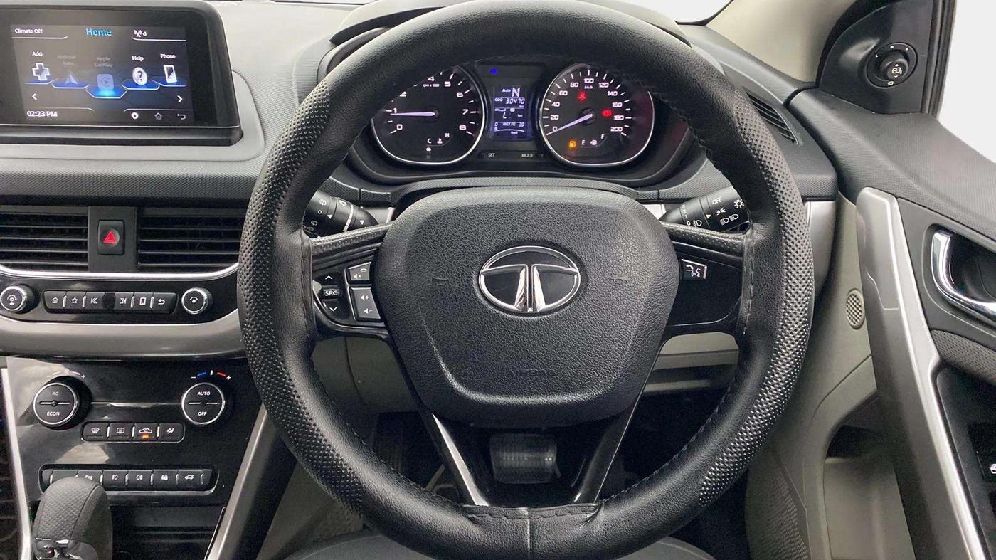 2018 Tata NEXON XZA PLUS DIESEL, Diesel, Automatic, 30,445 km, Steering Wheel Close Up