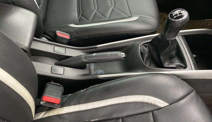 2018 Maruti Baleno ZETA PETROL 1.2, Petrol, Manual, 47,788 km, Gear Lever