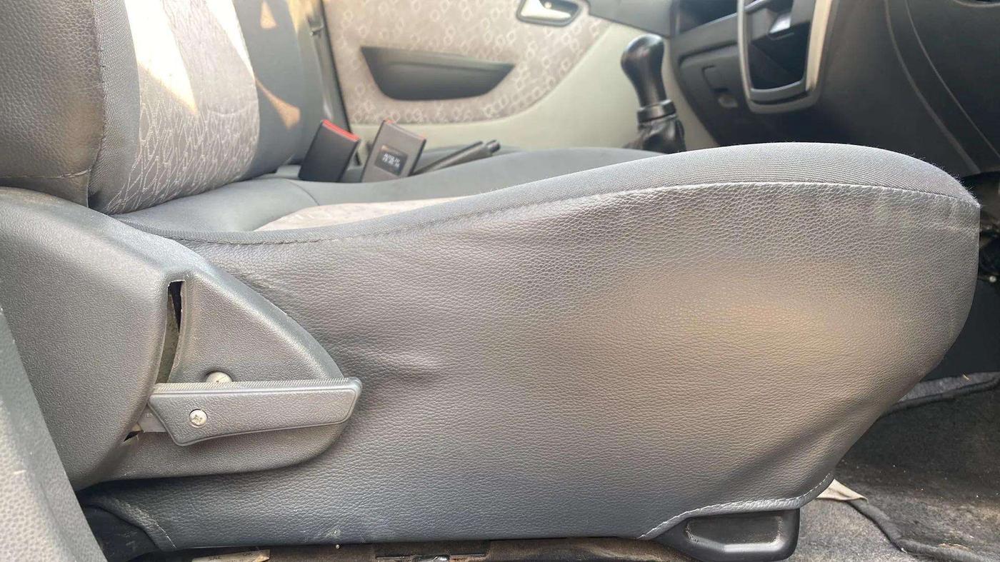 2016 Maruti Alto 800 LXI, Petrol, Manual, 46,532 km, Driver Side Adjustment Panel