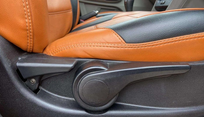 2018 Tata Tiago XZ PETROL, Petrol, Manual, 79,468 km, Driver Side Adjustment Panel