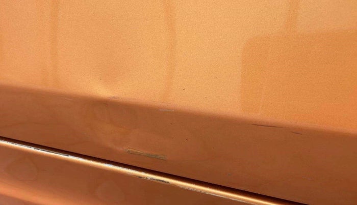 2018 Tata Tiago XZ PETROL, Petrol, Manual, 79,468 km, Front passenger door - Slightly dented