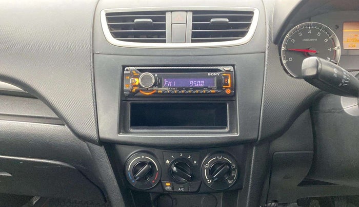 2014 Maruti Swift VXI, Petrol, Manual, 54,435 km, Air Conditioner