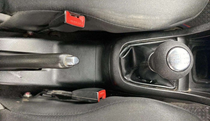 2014 Maruti Swift VXI, Petrol, Manual, 54,435 km, Gear Lever