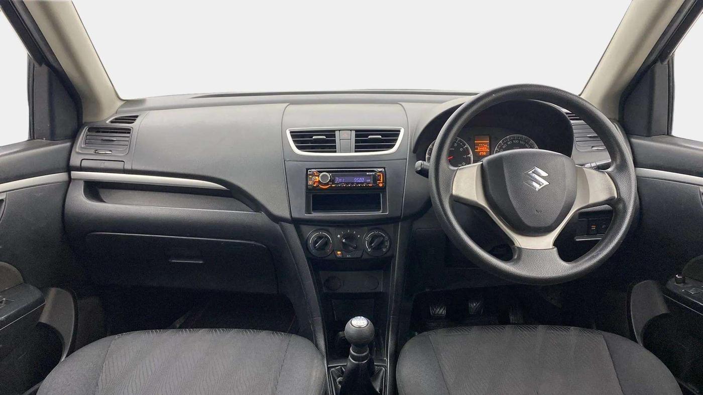 2014 Maruti Swift VXI, Petrol, Manual, 54,435 km, Dashboard
