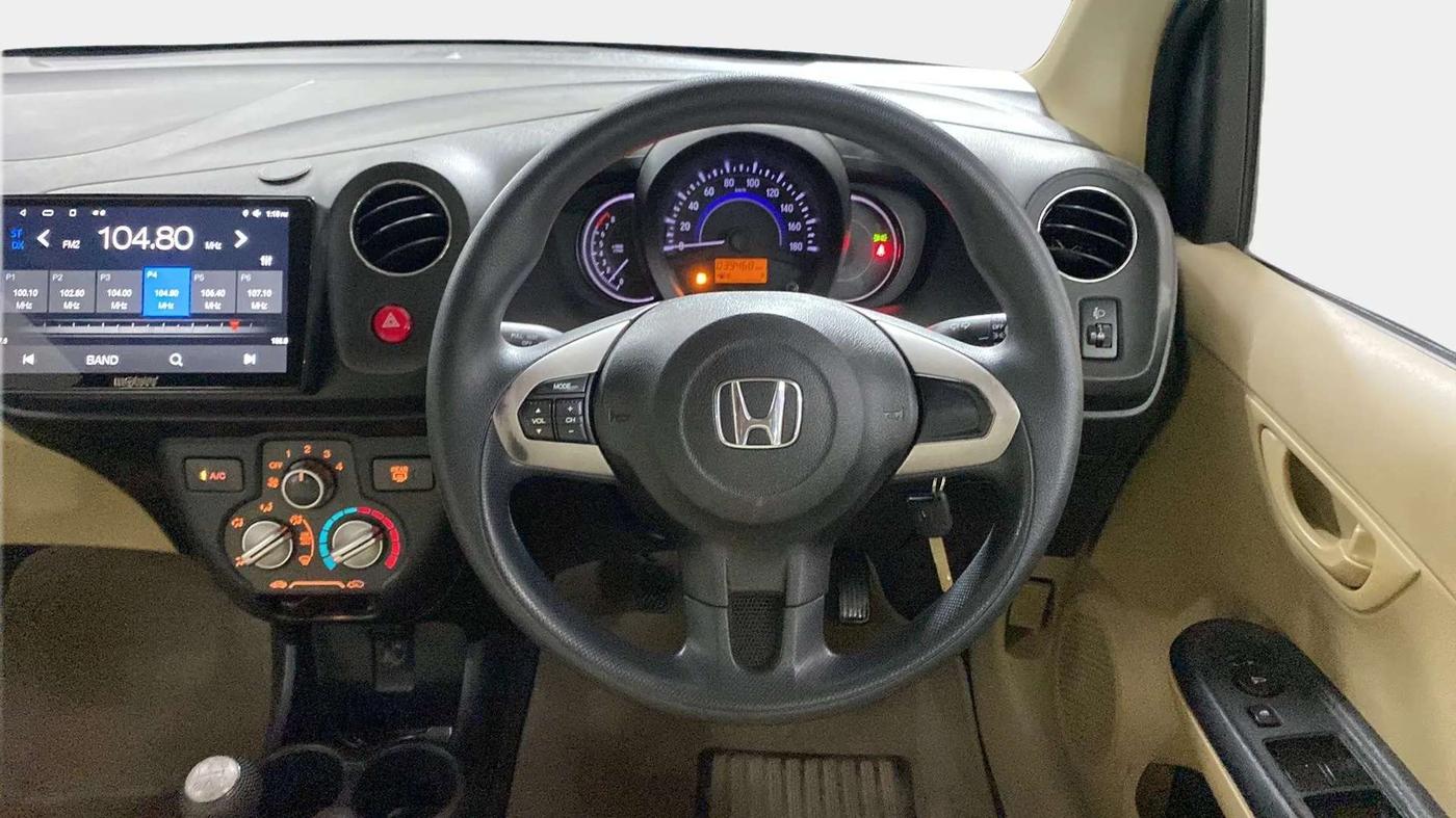 2015 Honda Brio S MT, Petrol, Manual, 39,632 km, Steering Wheel Close Up