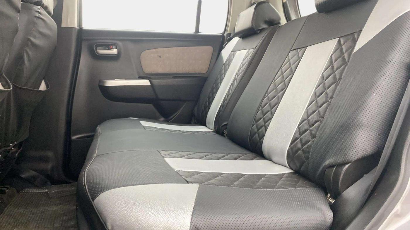 2014 Maruti Wagon R 1.0 VXI, Petrol, Manual, 48,818 km, Right Side Rear Door Cabin