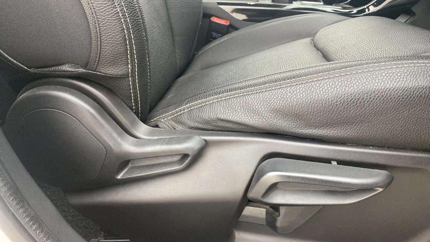 2024 Tata NEXON CREATIVE+ DCA 1.2 PETROL, Petrol, Automatic, 5,158 km, Driver Side Adjustment Panel