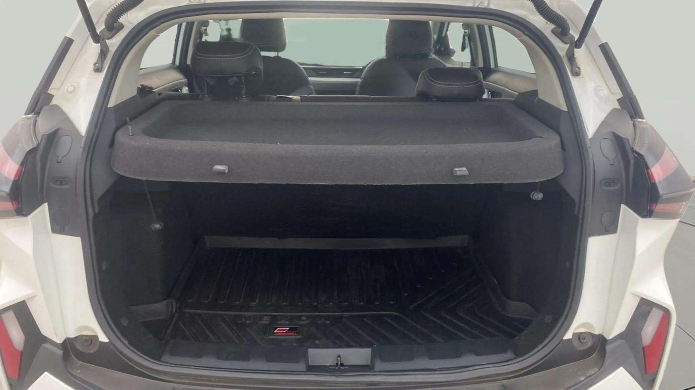 2024 Tata NEXON CREATIVE+ DCA 1.2 PETROL, Petrol, Automatic, 5,158 km, Boot Inside