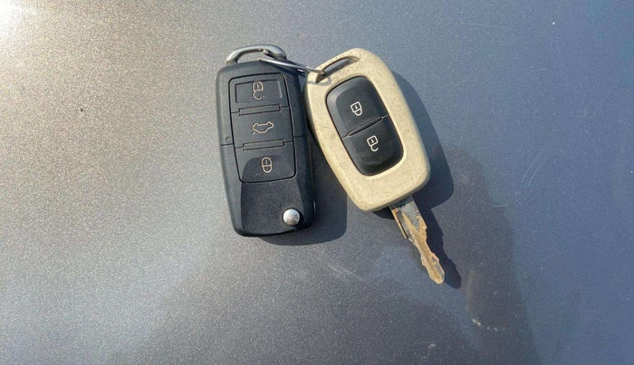 2018 Renault Kwid RXT 1.0, Petrol, Manual, 59,871 km, Key Close Up