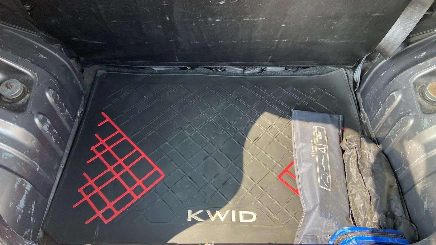 2018 Renault Kwid RXT 1.0, Petrol, Manual, 59,871 km, Boot Inside