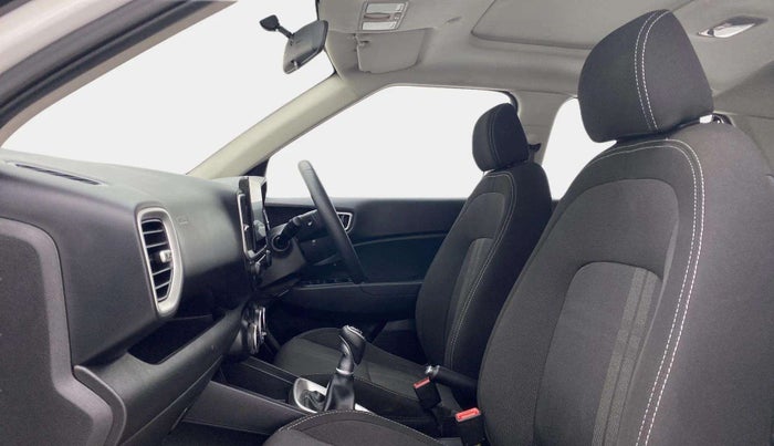 2022 Hyundai VENUE SX 1.5 (O) EXECUTIVE CRDI, Diesel, Manual, 56,285 km, Right Side Front Door Cabin