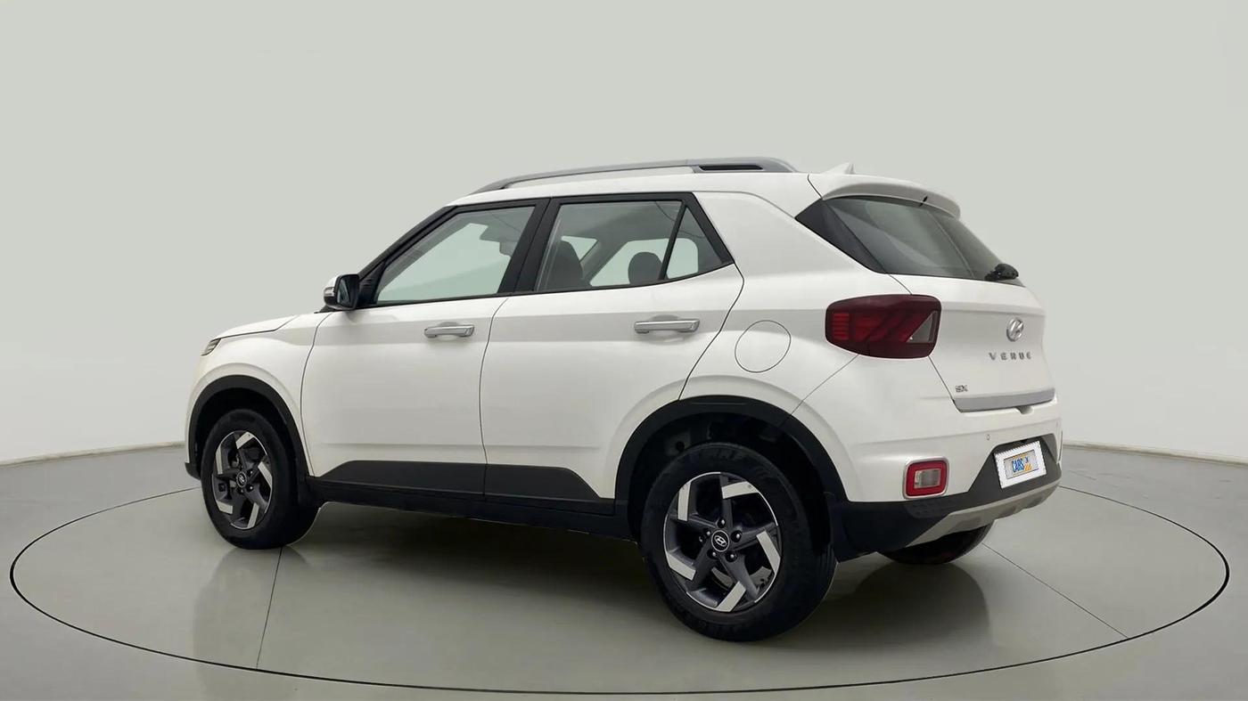 2022 Hyundai VENUE SX 1.5 (O) EXECUTIVE CRDI, Diesel, Manual, 56,285 km, Left Back Diagonal