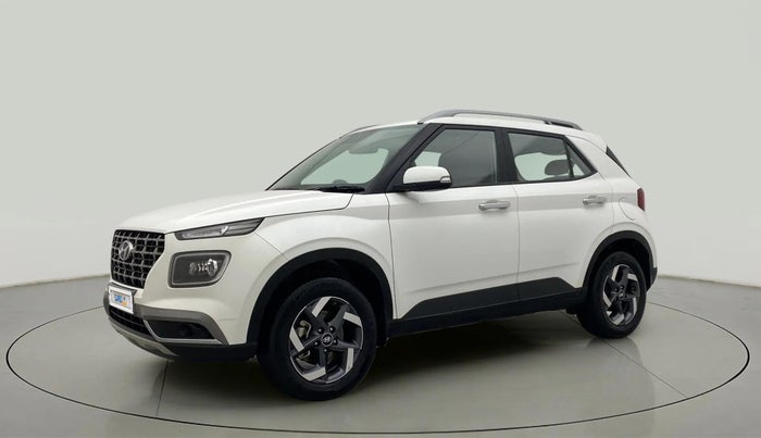 2022 Hyundai VENUE SX 1.5 (O) EXECUTIVE CRDI, Diesel, Manual, 56,285 km, Left Front Diagonal