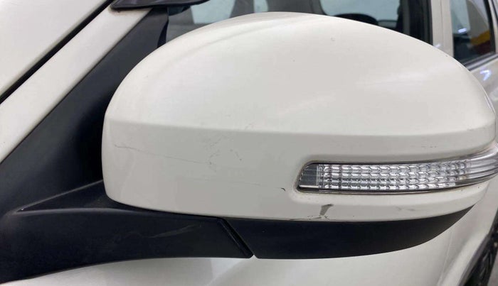 2020 Maruti Vitara Brezza LXI, Petrol, Manual, 27,782 km, Left rear-view mirror - Minor scratches