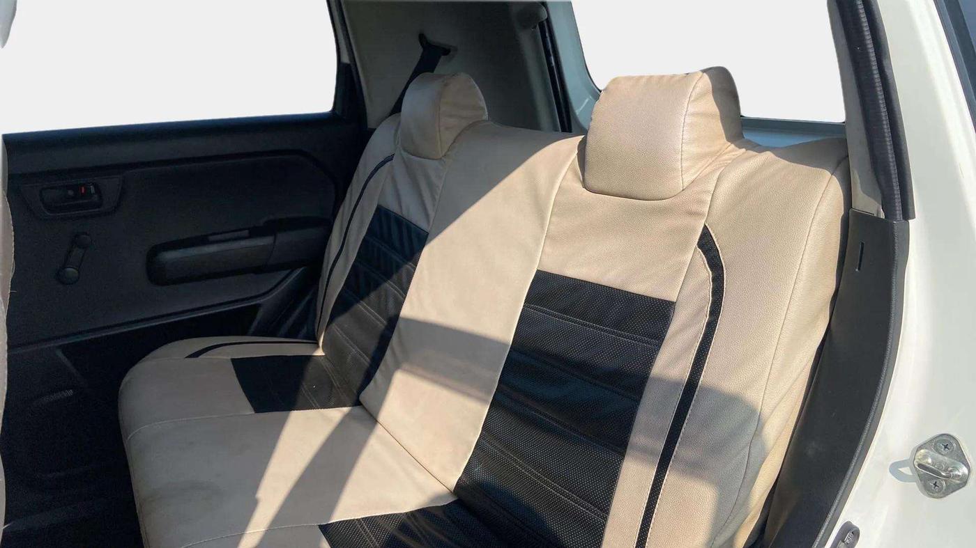 2019 Maruti New Wagon-R LXI CNG 1.0, CNG, Manual, 63,806 km, Right Side Rear Door Cabin