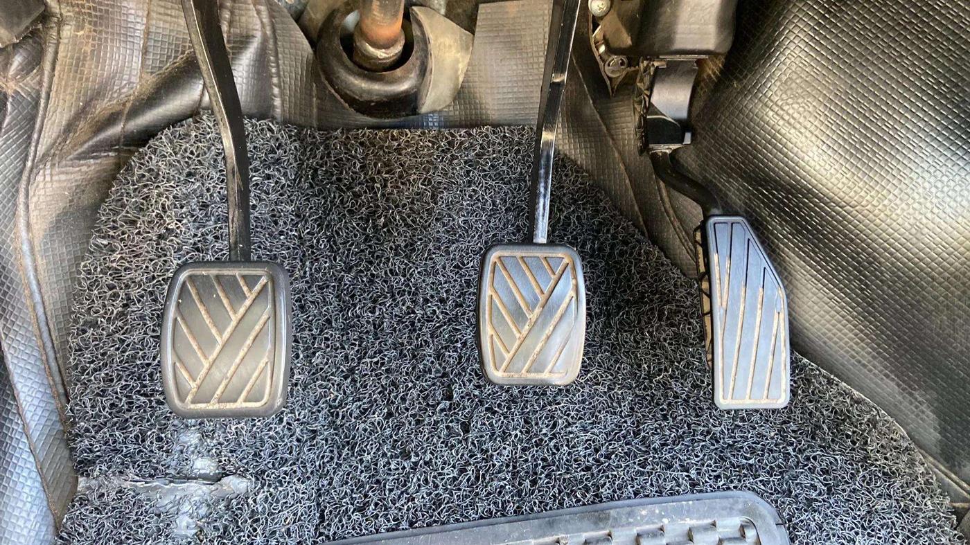 2019 Maruti New Wagon-R LXI CNG 1.0, CNG, Manual, 63,806 km, Pedals