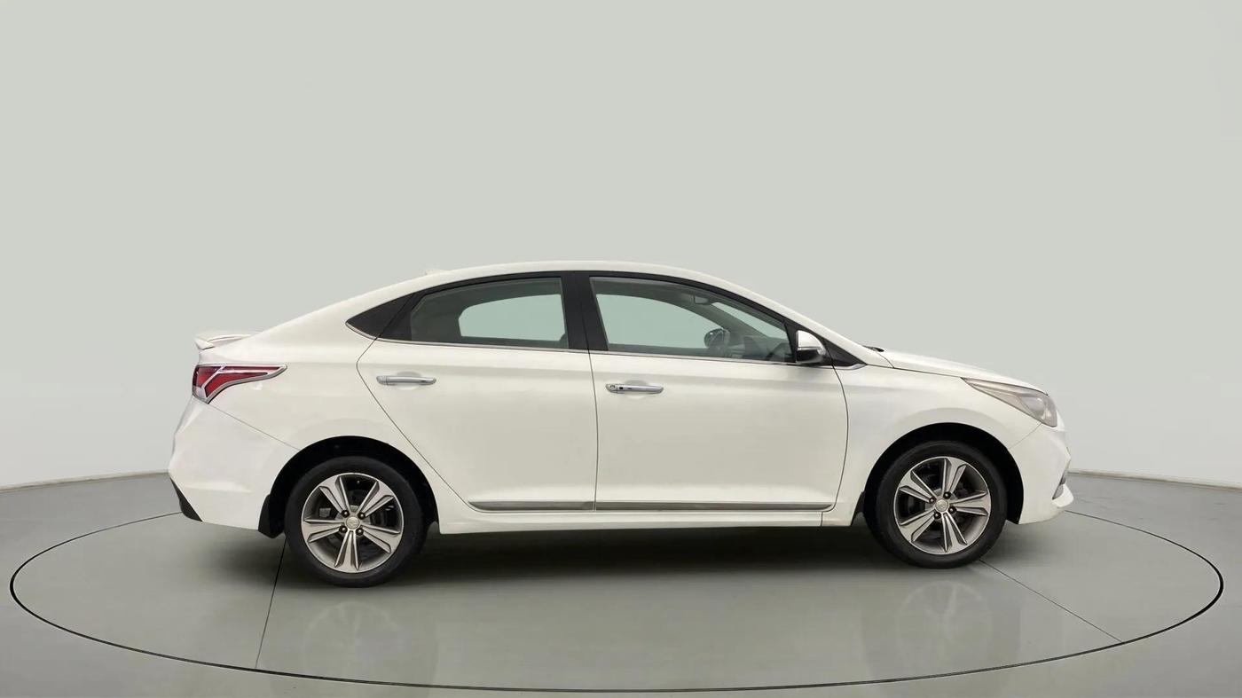 2018 Hyundai Verna 1.6 VTVT SX (O) AT, Petrol, Automatic, 38,696 km, Right Side View