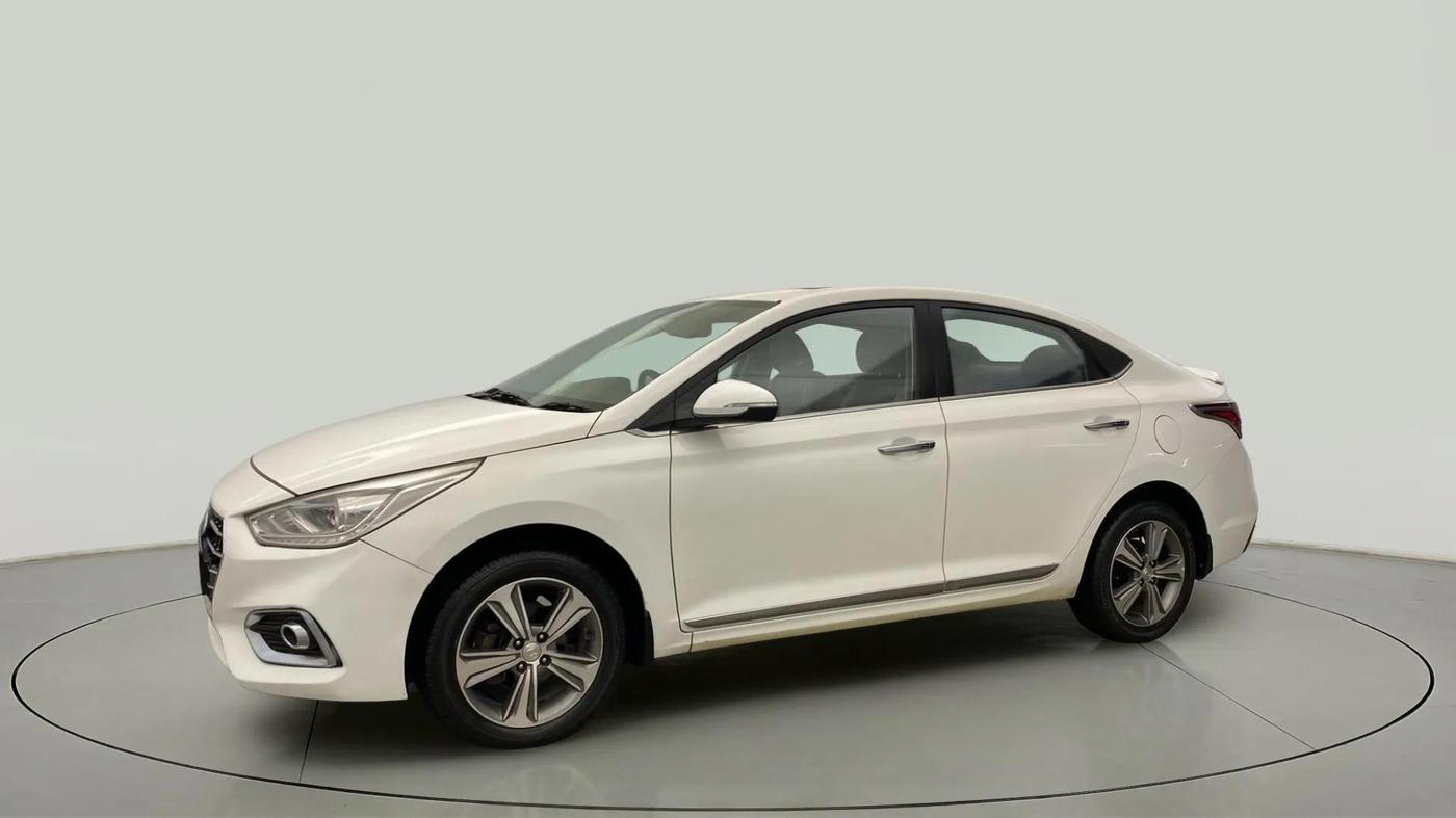 2018 Hyundai Verna 1.6 VTVT SX (O) AT, Petrol, Automatic, 38,696 km, Left Front Diagonal