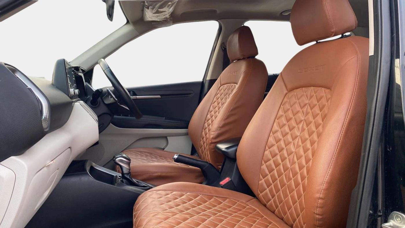 2021 KIA SONET HTX 1.0 DCT, Petrol, Automatic, 53,571 km, Right Side Front Door Cabin