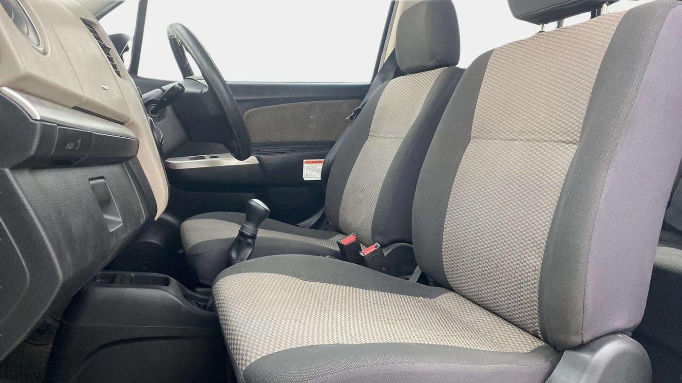 2016 Maruti Wagon R 1.0 LXI CNG, CNG, Manual, 79,977 km, Right Side Front Door Cabin