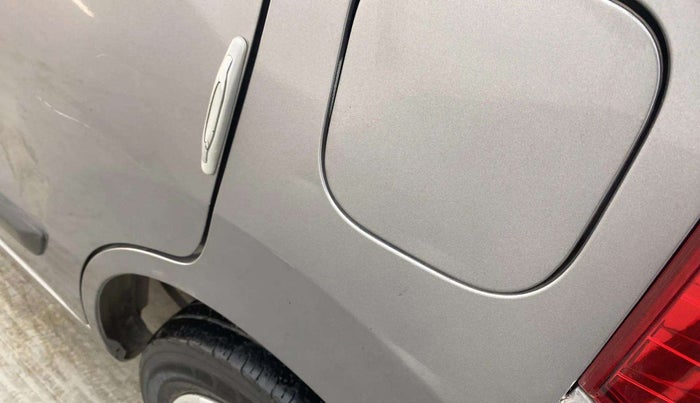 2016 Maruti Wagon R 1.0 LXI CNG, CNG, Manual, 79,977 km, Left quarter panel - Slightly dented