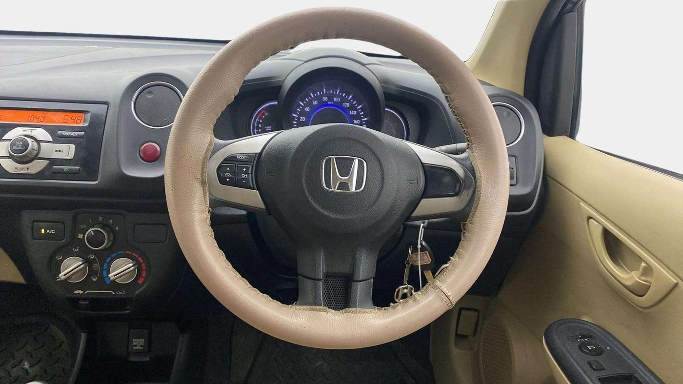 2015 Honda Amaze 1.2L I-VTEC S, Petrol, Manual, 73,394 km, Steering Wheel Close Up