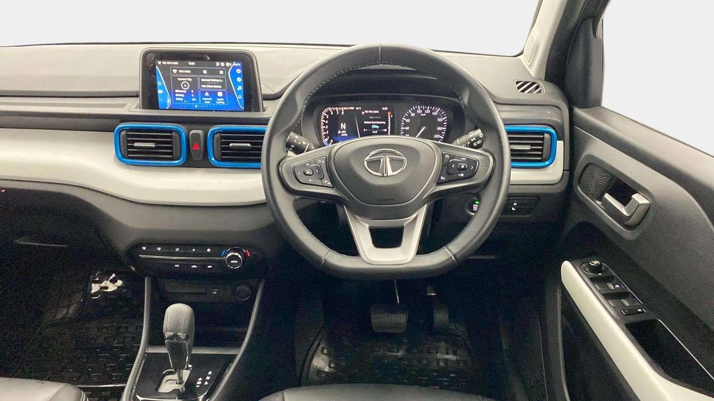 2022 Tata PUNCH CREATIVE  AMT, Petrol, Automatic, 12,087 km, Steering Wheel Close Up