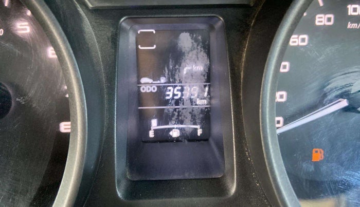 2016 Tata Tiago XT PETROL, Petrol, Manual, 35,364 km, Instrument cluster - Glass has scratches