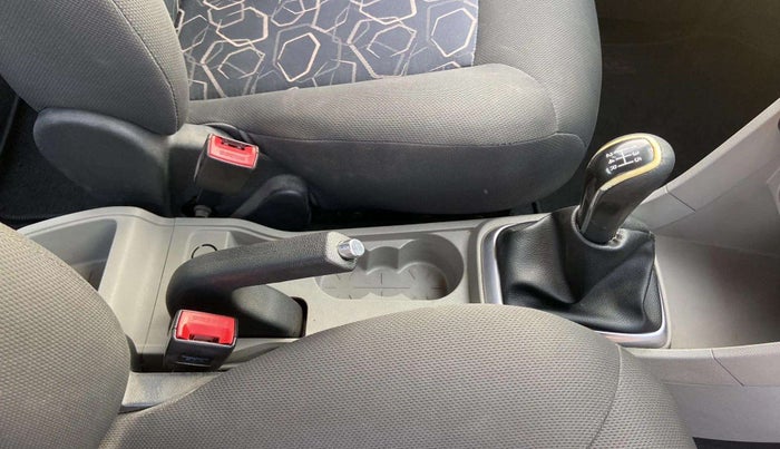 2016 Tata Tiago XT PETROL, Petrol, Manual, 35,364 km, Gear Lever