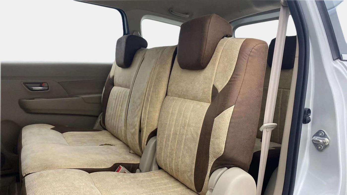 2020 Maruti Ertiga ZXI+ SHVS, Petrol, Manual, 28,471 km, Right Side Rear Door Cabin