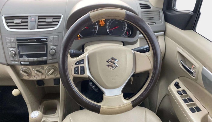 2017 Maruti Ertiga VXI CNG, CNG, Manual, 25,117 km, Steering Wheel Close Up