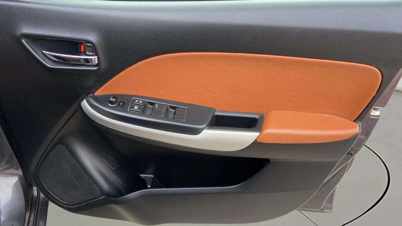 2017 Maruti Baleno DELTA PETROL 1.2, Petrol, Manual, 58,412 km, Driver Side Door Panels Control