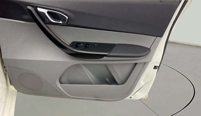 2020 Tata Tiago XZA PLUS PETROL, Petrol, Automatic, 56,435 km, Driver Side Door Panels Control