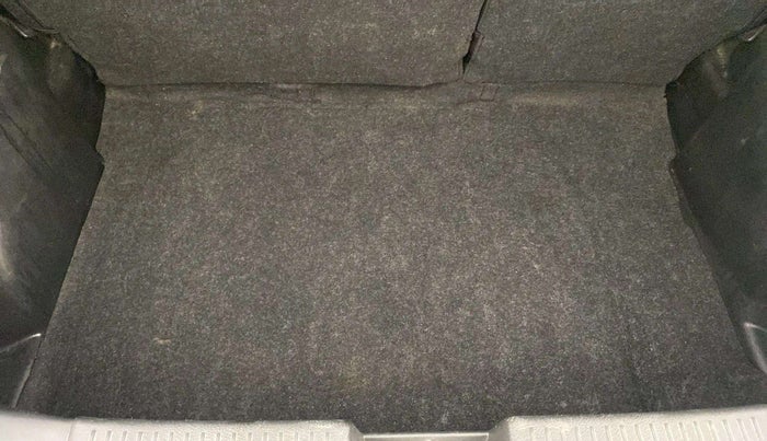 2022 Maruti Baleno ZETA PETROL 1.2, Petrol, Manual, 25,860 km, Boot Inside