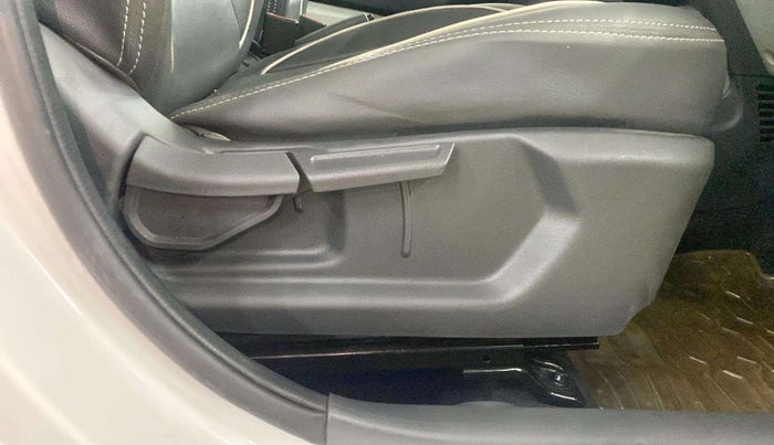 2020 Hyundai GRAND I10 NIOS SPORTZ 1.2 KAPPA VTVT, Petrol, Manual, 10,541 km, Driver Side Adjustment Panel