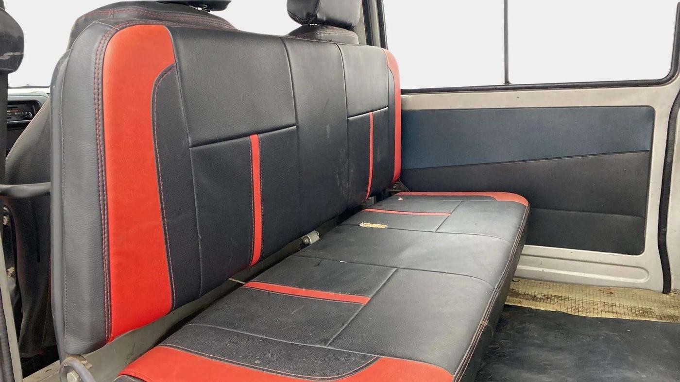 2014 Maruti OMNI E STD, Petrol, Manual, 64,357 km, Right Side Rear Door Cabin