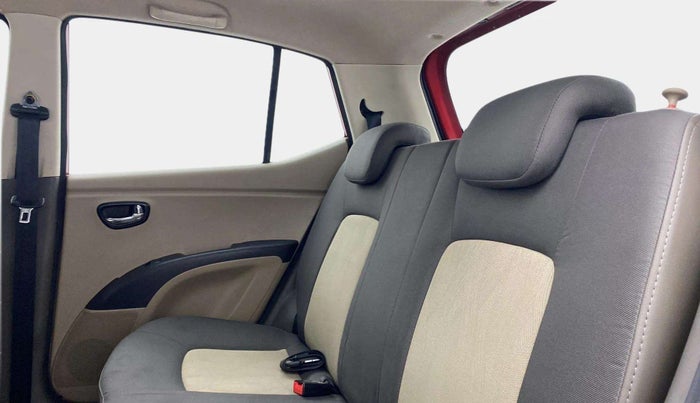 2013 Hyundai i10 SPORTZ 1.2 AT, Petrol, Automatic, 48,598 km, Right Side Rear Door Cabin