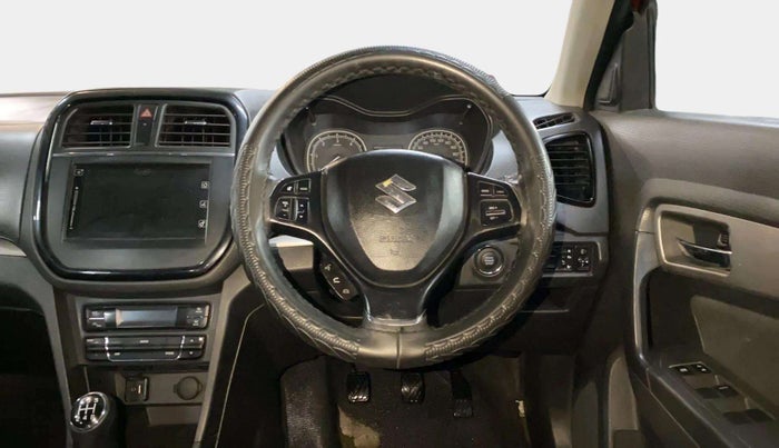 2016 Maruti Vitara Brezza ZDI PLUS DUAL TONE, Diesel, Manual, 97,729 km, Steering Wheel Close Up
