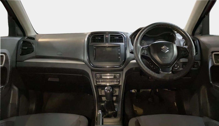 2016 Maruti Vitara Brezza ZDI PLUS DUAL TONE, Diesel, Manual, 97,729 km, Dashboard