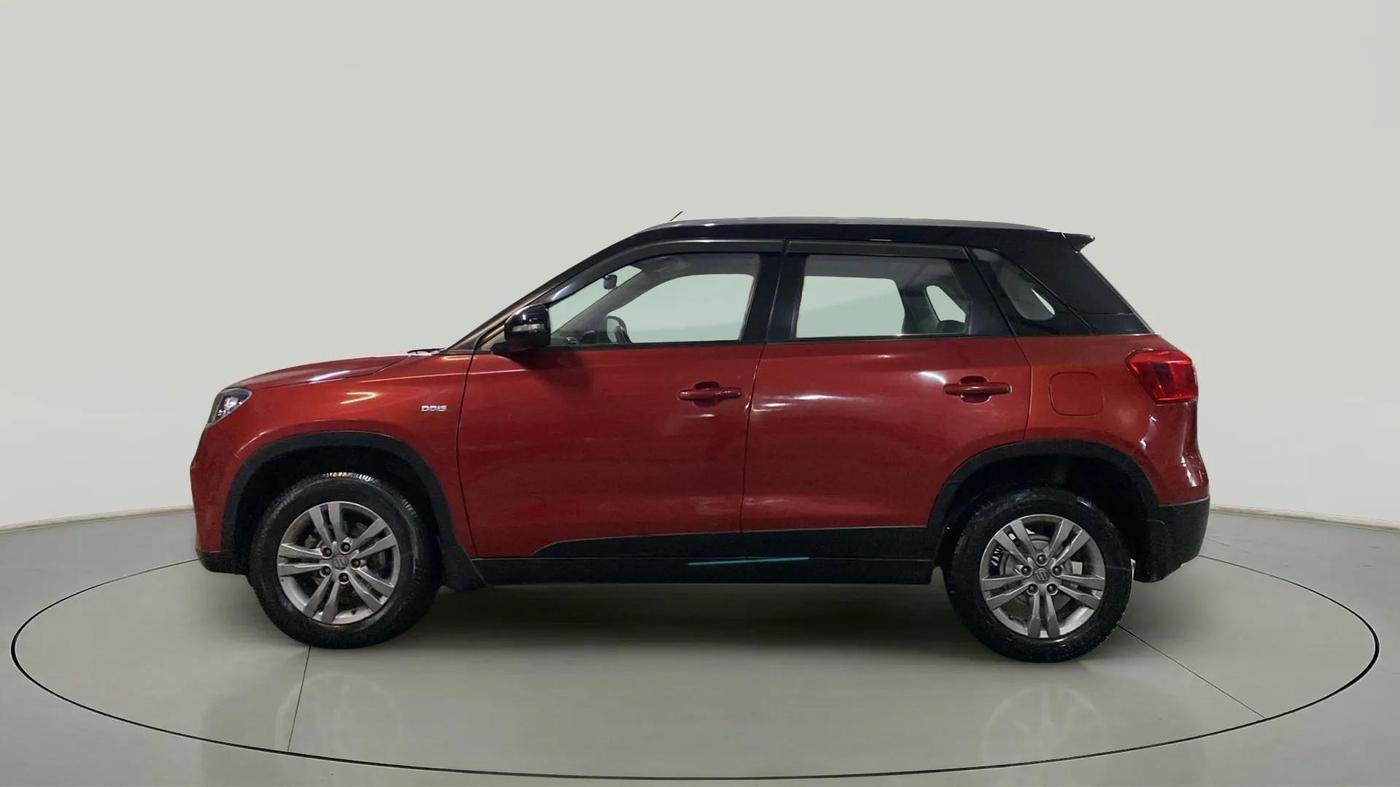 2016 Maruti Vitara Brezza ZDI PLUS DUAL TONE, Diesel, Manual, 97,729 km, Left Side
