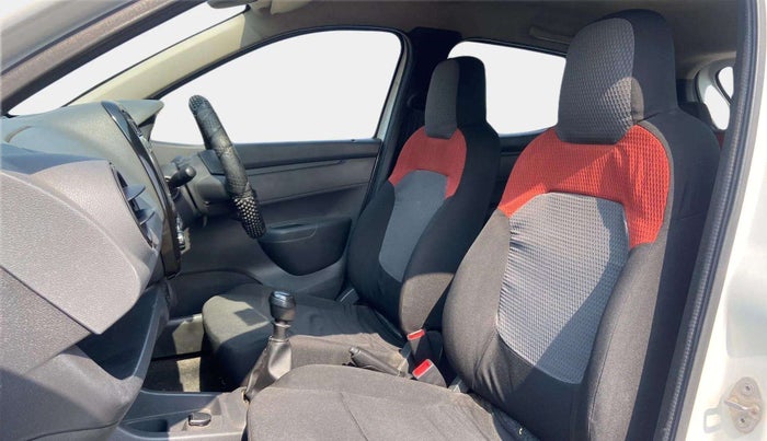 2016 Renault Kwid RXT 0.8, Petrol, Manual, 84,124 km, Right Side Front Door Cabin