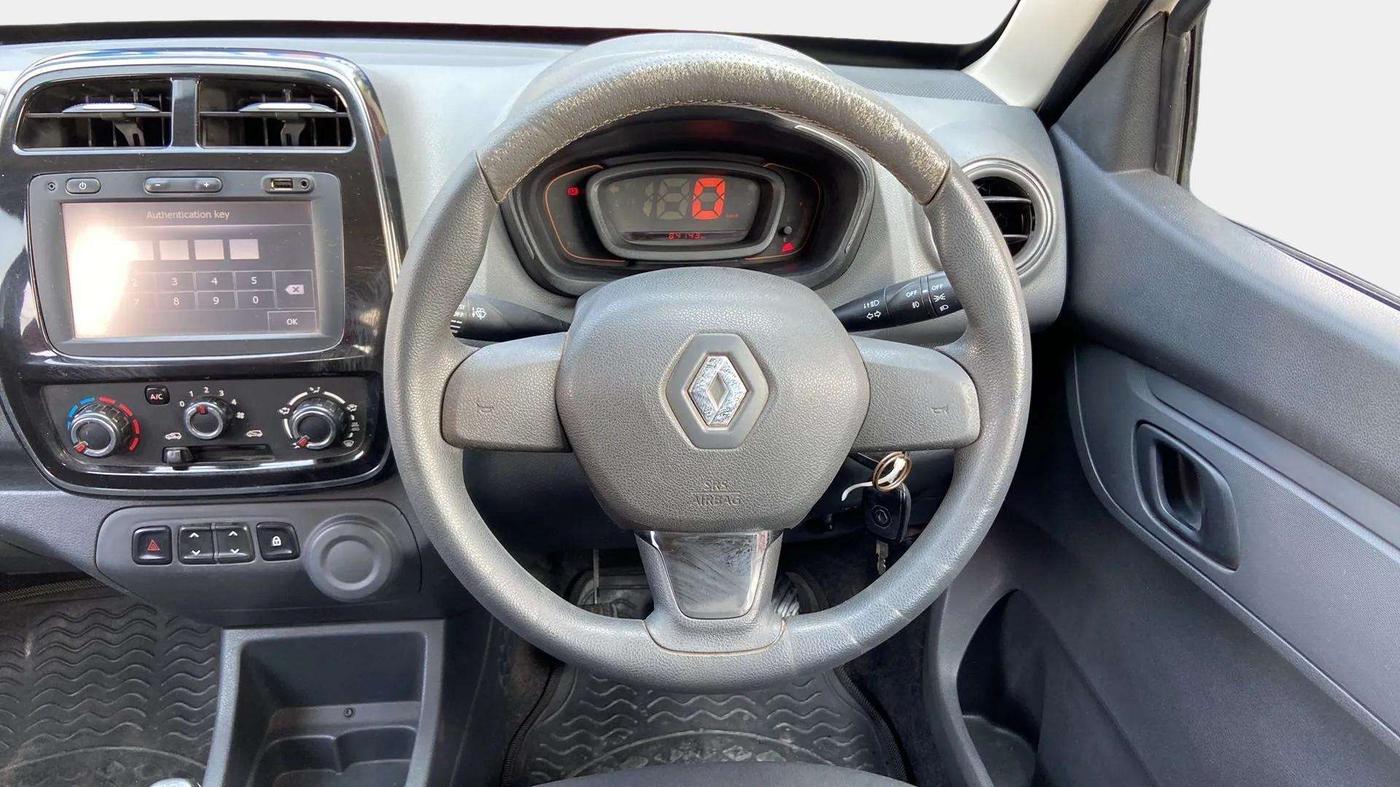 2016 Renault Kwid RXT 0.8, Petrol, Manual, 84,124 km, Steering Wheel Close Up