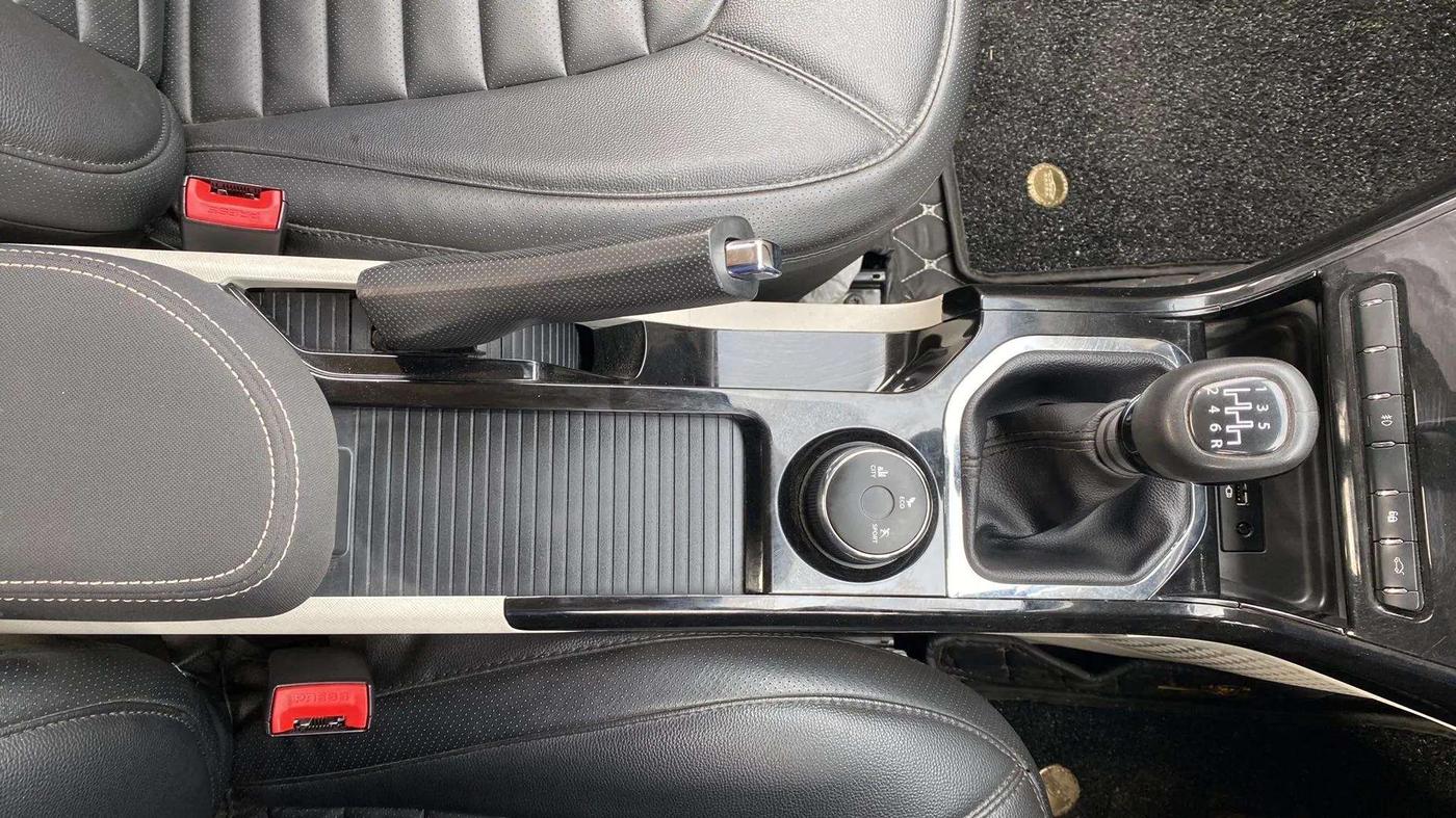 2022 Tata NEXON XZ PLUS PETROL, Petrol, Manual, 21,912 km, Gear Lever