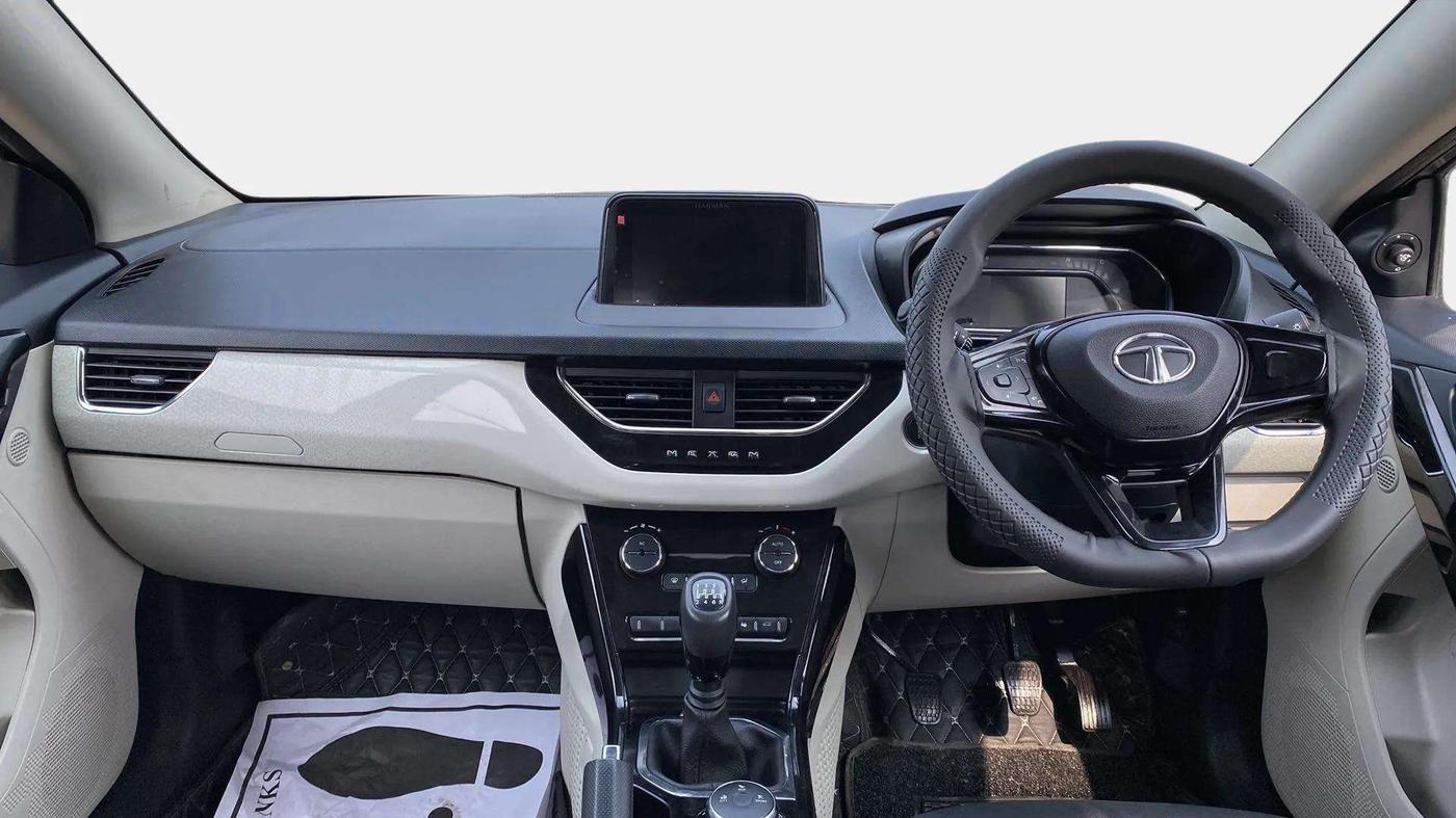 2022 Tata NEXON XZ PLUS PETROL, Petrol, Manual, 21,912 km, Dashboard