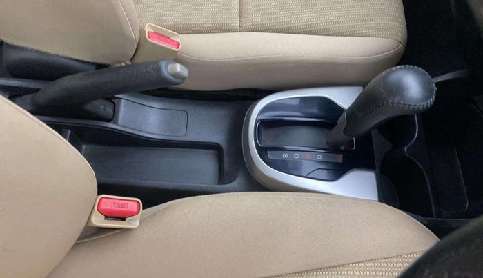 2017 Honda Jazz 1.2L I-VTEC V AT, Petrol, Automatic, 38,712 km, Gear Lever