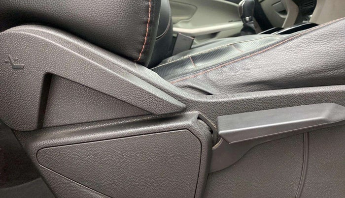 2015 Ford Ecosport TITANIUM 1.5L DIESEL, Diesel, Manual, 39,025 km, Driver Side Adjustment Panel